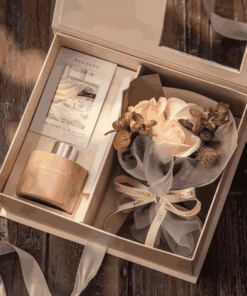 Set Hộp Quà - Tinh Dầu Thơm Khếch Tán Kèm Hoa Lụa Trang Trí