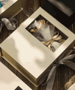 Set Hộp Quà - Tinh Dầu Thơm Khếch Tán Kèm Hoa Lụa Trang Trí