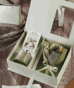 Set Hộp Quà - Tinh Dầu Thơm Khếch Tán Kèm Hoa Lụa Trang Trí